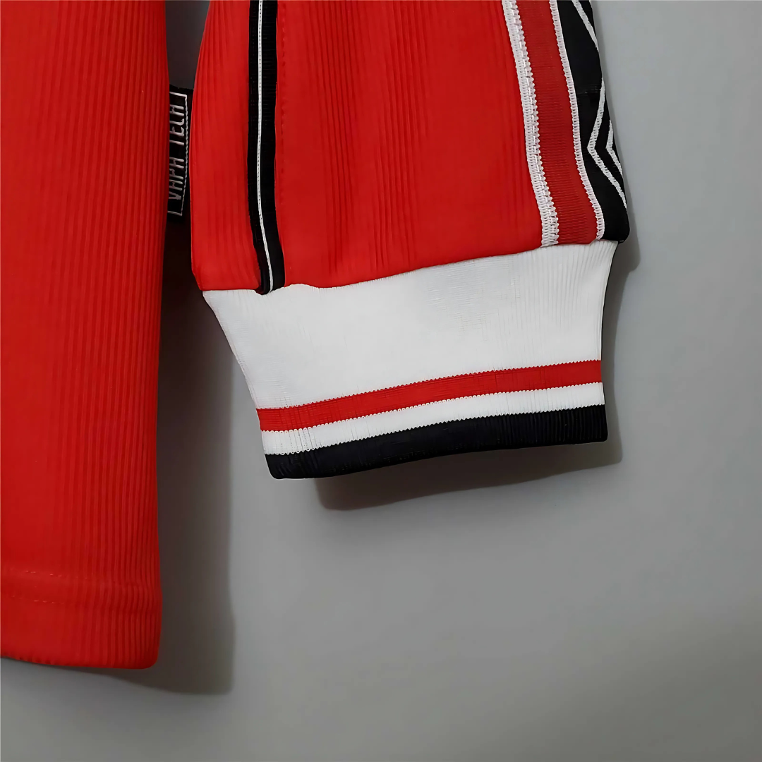 Camiseta Retro Manchester United 98/99 Local