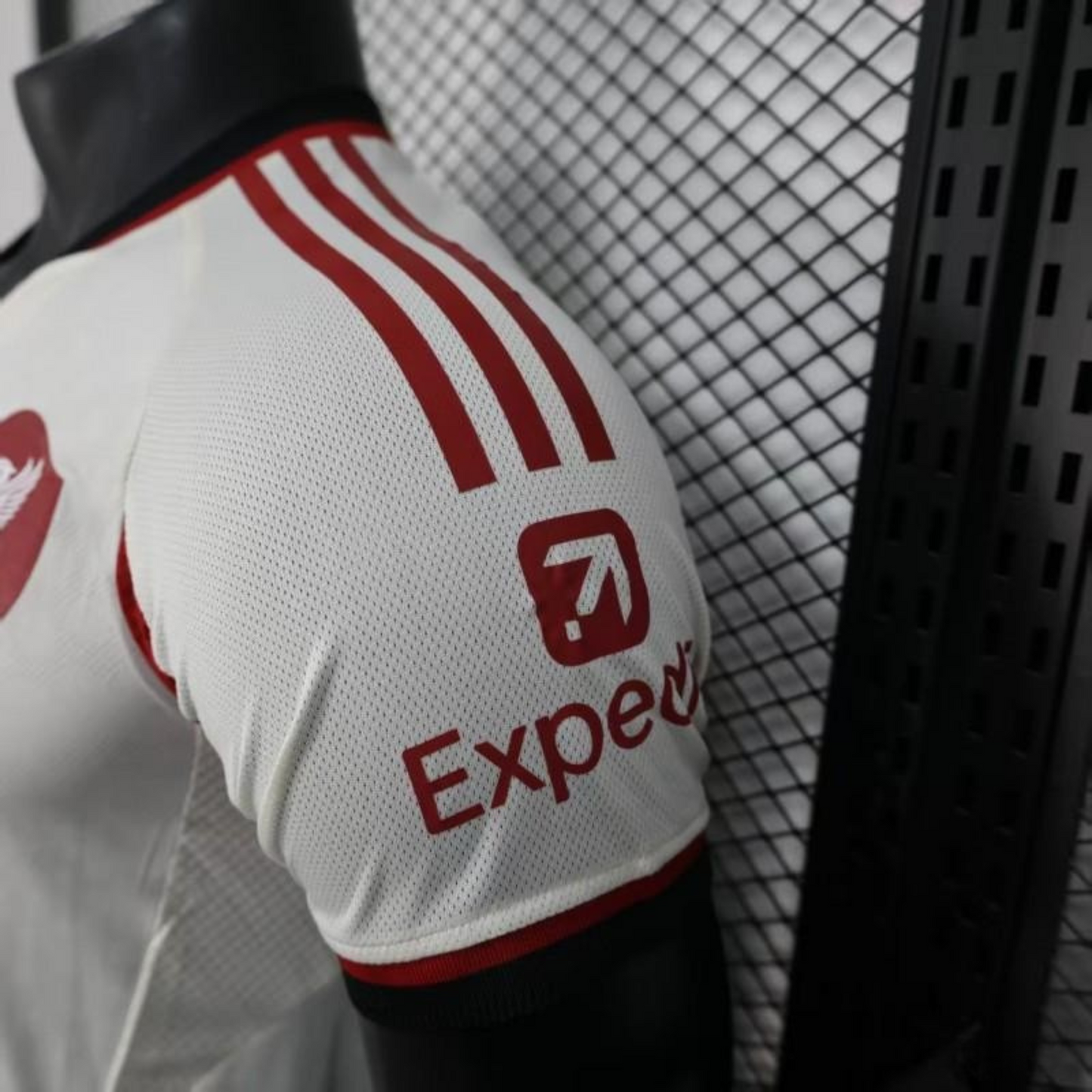 Camiseta Liverpool 25/26 Visitante