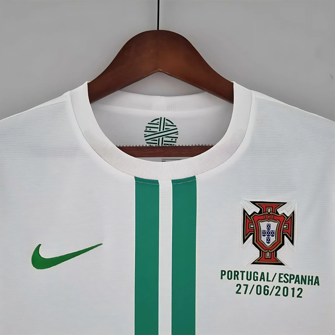 Camiseta Retro Portugal 2012 Visita