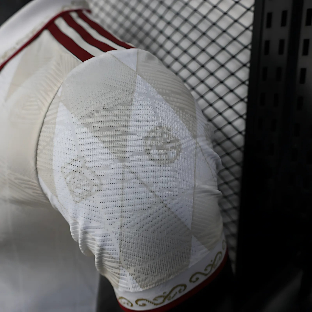 Camiseta Bayern Múnich 25/26 White Diamond Polo Edition