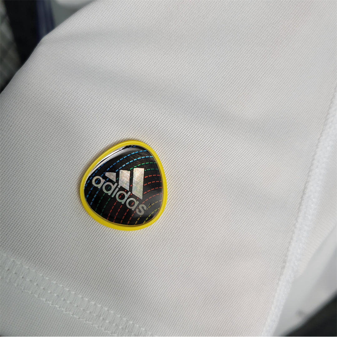 Camiseta Retro Real Madrid 10/11 Local