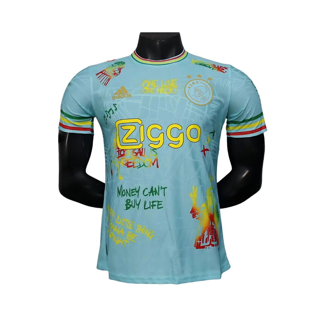 Camiseta Ajax 25/26 Edición Especial Bob Marley Celeste