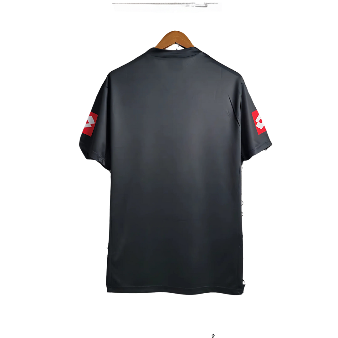 Camiseta Retro Juventus 01/02 Visita
