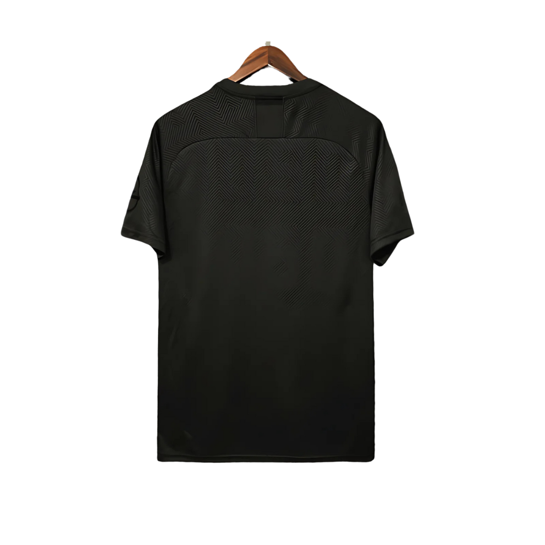 Camiseta Retro Borussia Dortmund 19/20 Blackout Edition