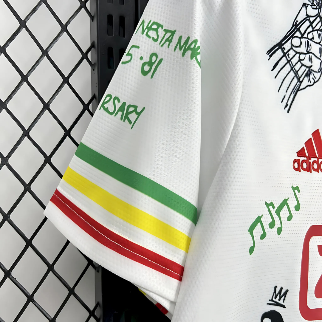 Camiseta Ajax 25/26 Edición Especial Bob Marley Blanca