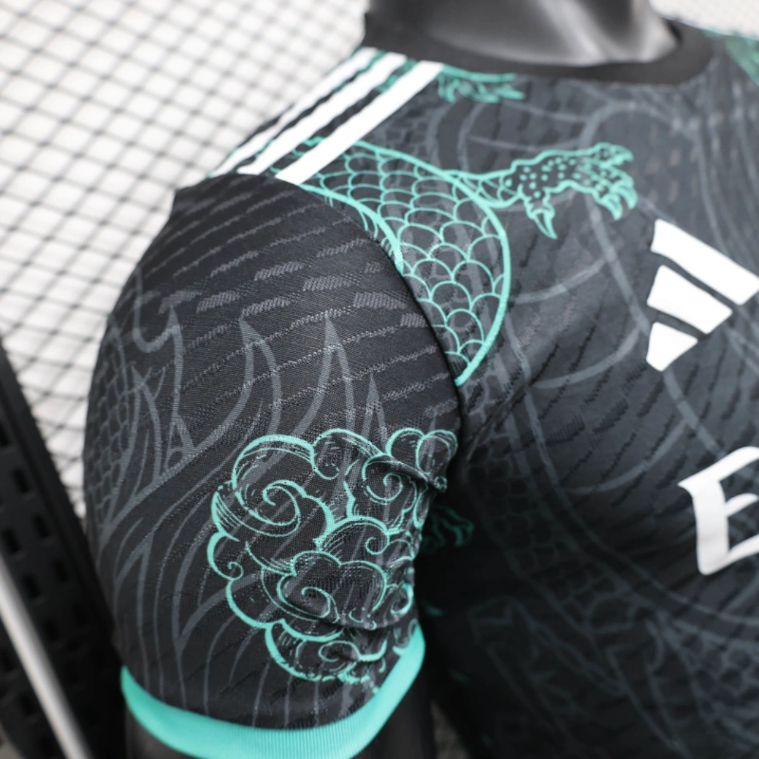 Camiseta Real Madrid 25/26 Blue Dragon Edition