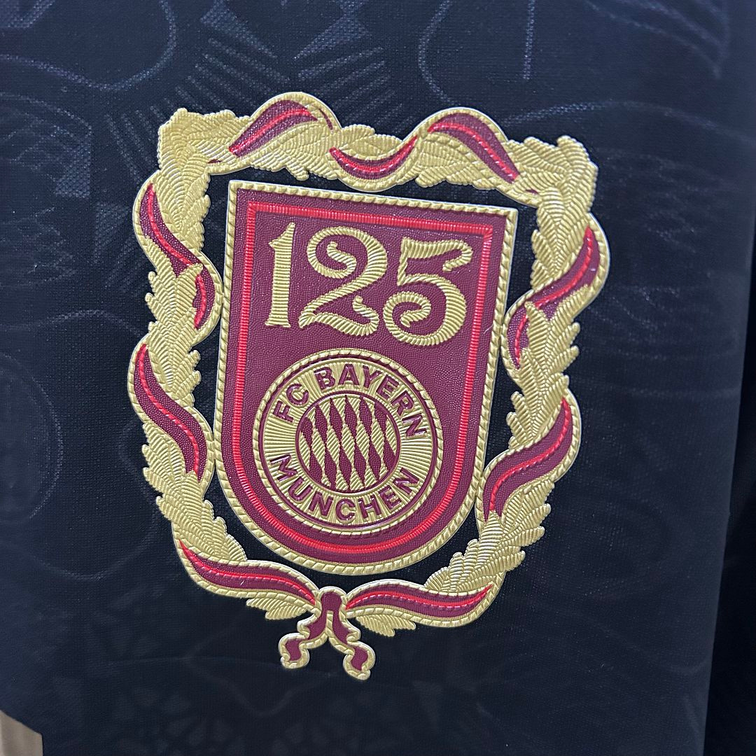 Camiseta Bayern Munich 24/25 Edición 125 Aniversario (Negra)