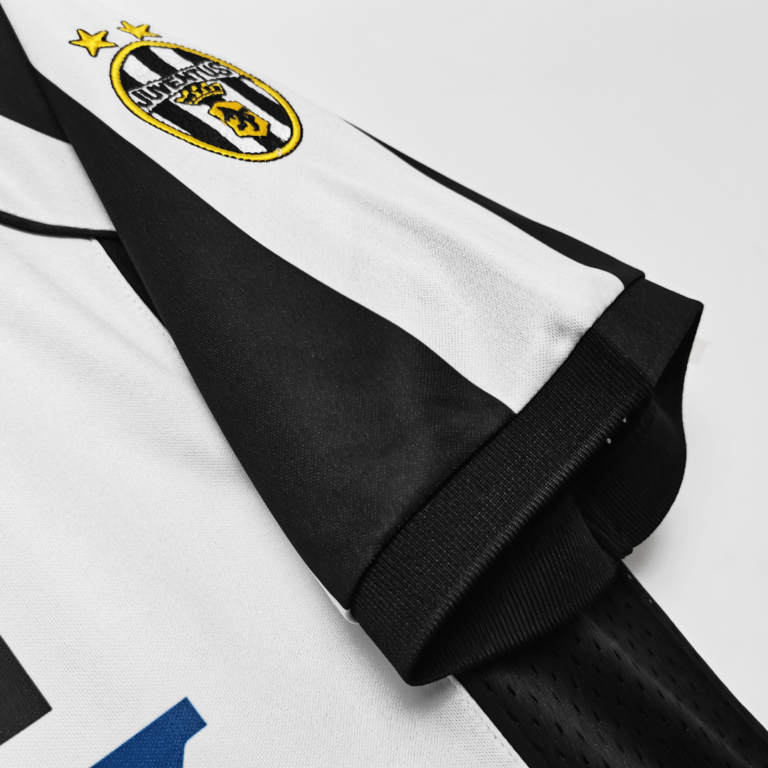 Camiseta Retro Juventus 97/98 Local