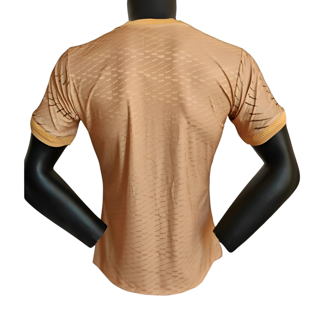 Camiseta Real Madrid 24/25 Golden Edition