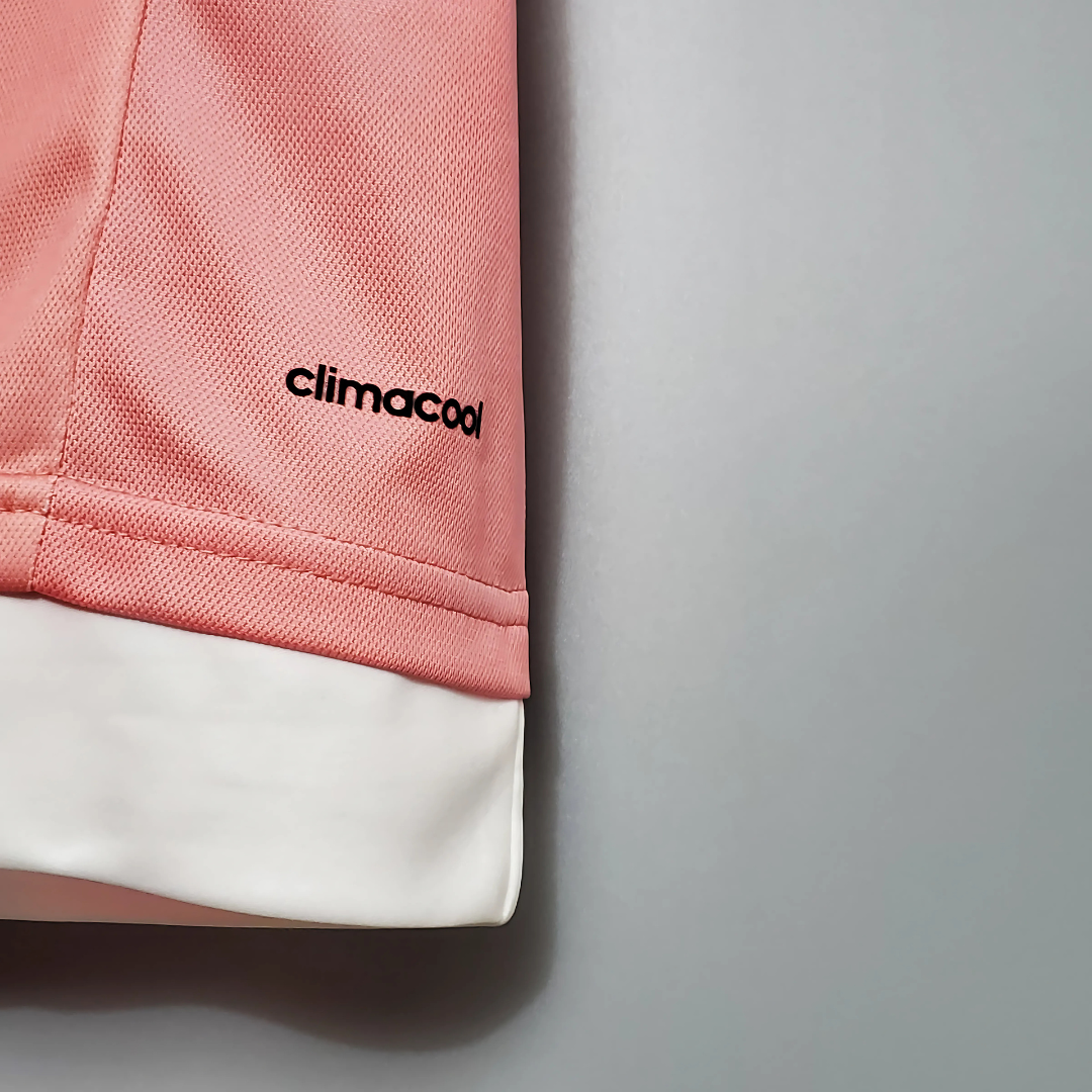 Camiseta Retro Juventus 15/16 Visita