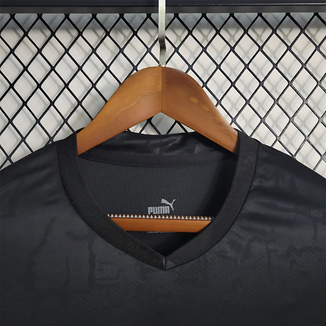 Camiseta Retro Borussia Dortmund 23/24 Blackout Edition