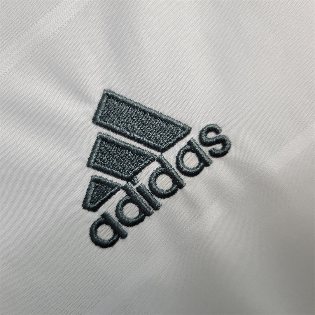 Camiseta Retro Real Madrid 13/14 Local