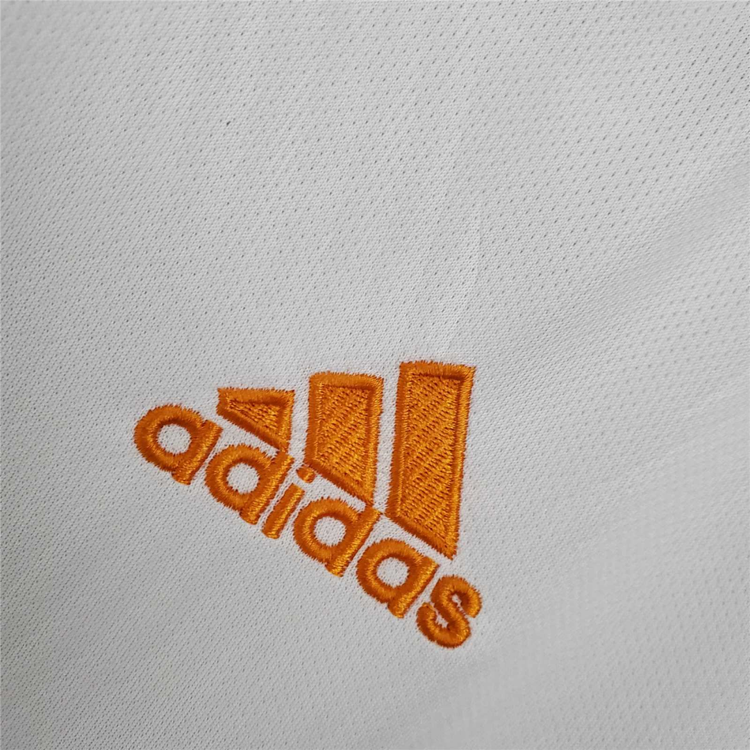 Camiseta Retro Real Madrid 21/22 Local