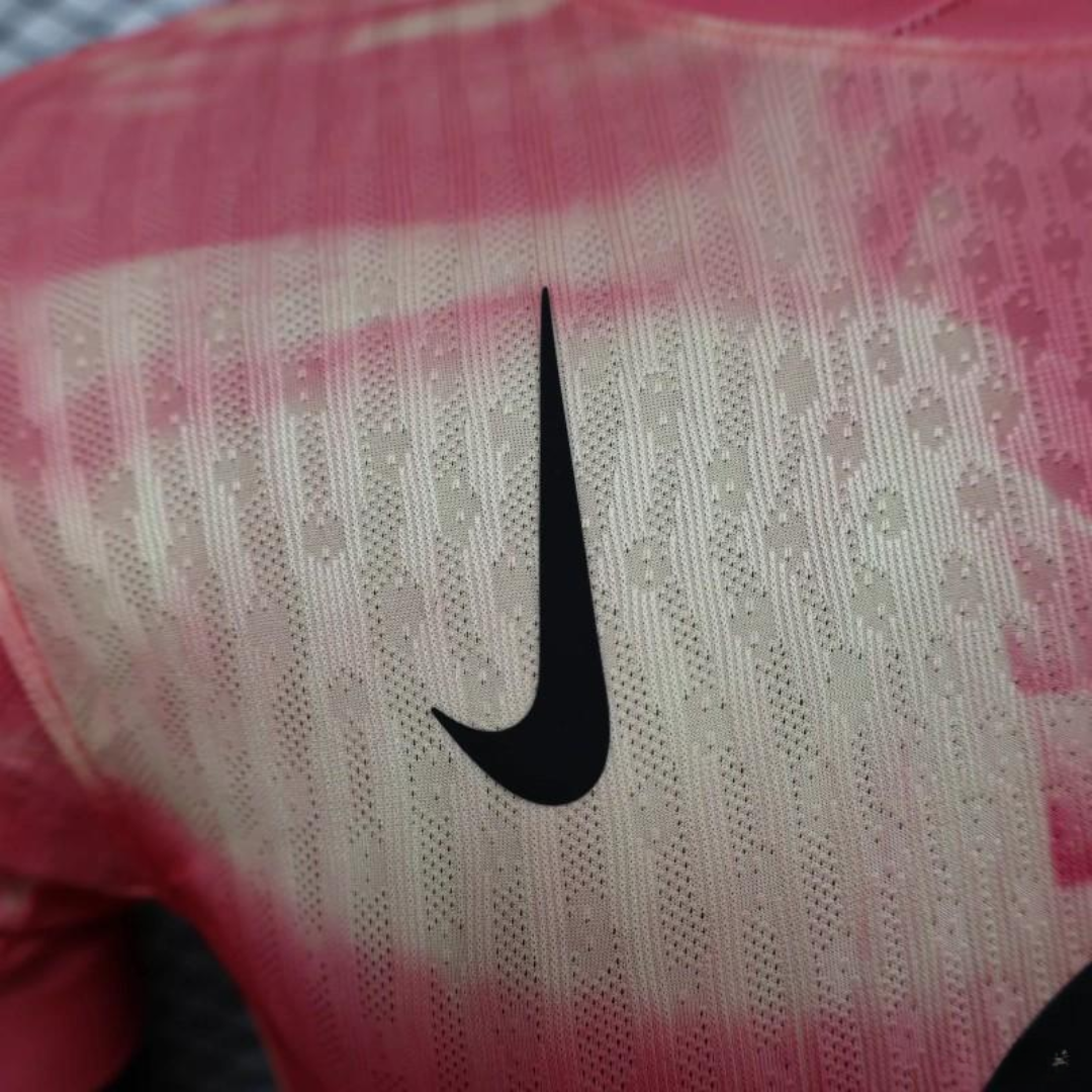 Camiseta FC Barcelona 25/26 Pink Strokes Edition