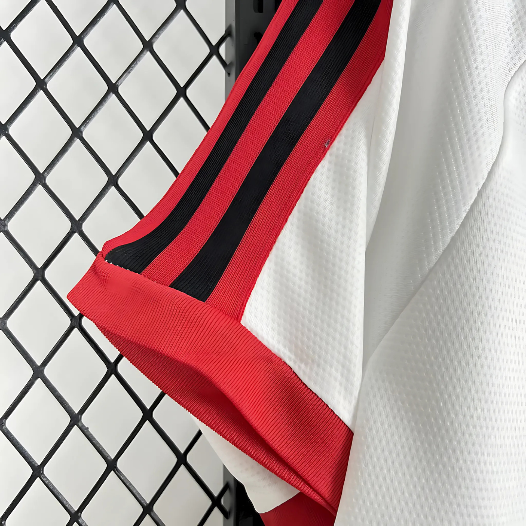 Camiseta Retro Flamengo FC 81/82 Visita
