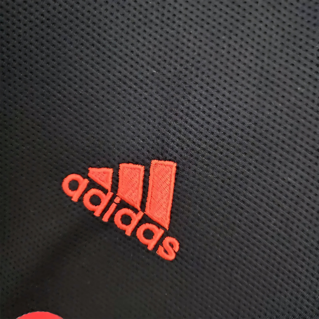 Camiseta Retro Ajax 21/22 Edición Bob Marley