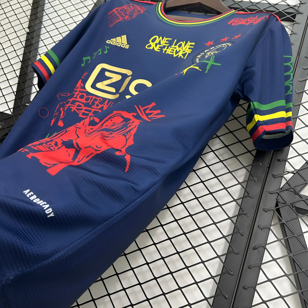 Camiseta Ajax 22/23 Edición Especial Bob Marley Azul
