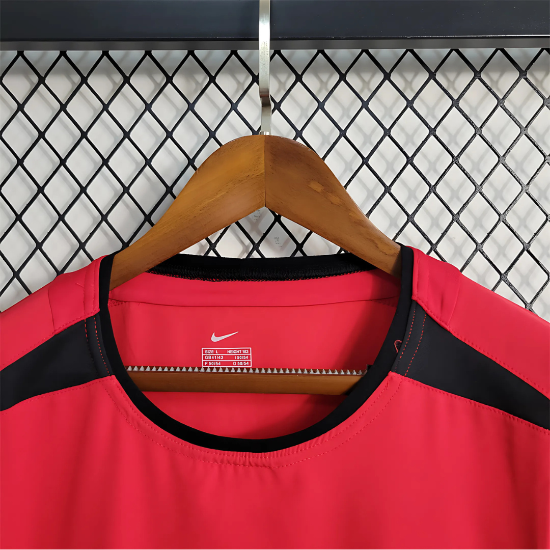 Camiseta Retro Manchester United 02/04 Local