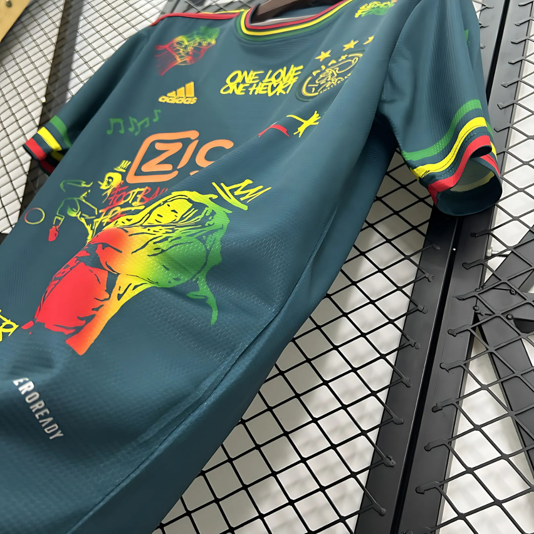 Camiseta Ajax 25/26 Edición Especial Bob Marley Verde