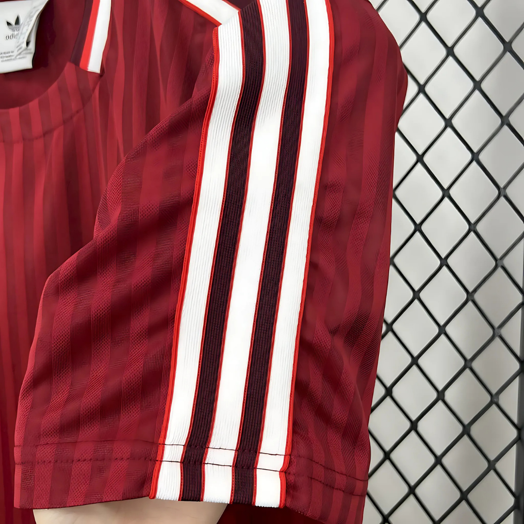Camiseta Bayern Múnich 25/26 Retro Red Specials