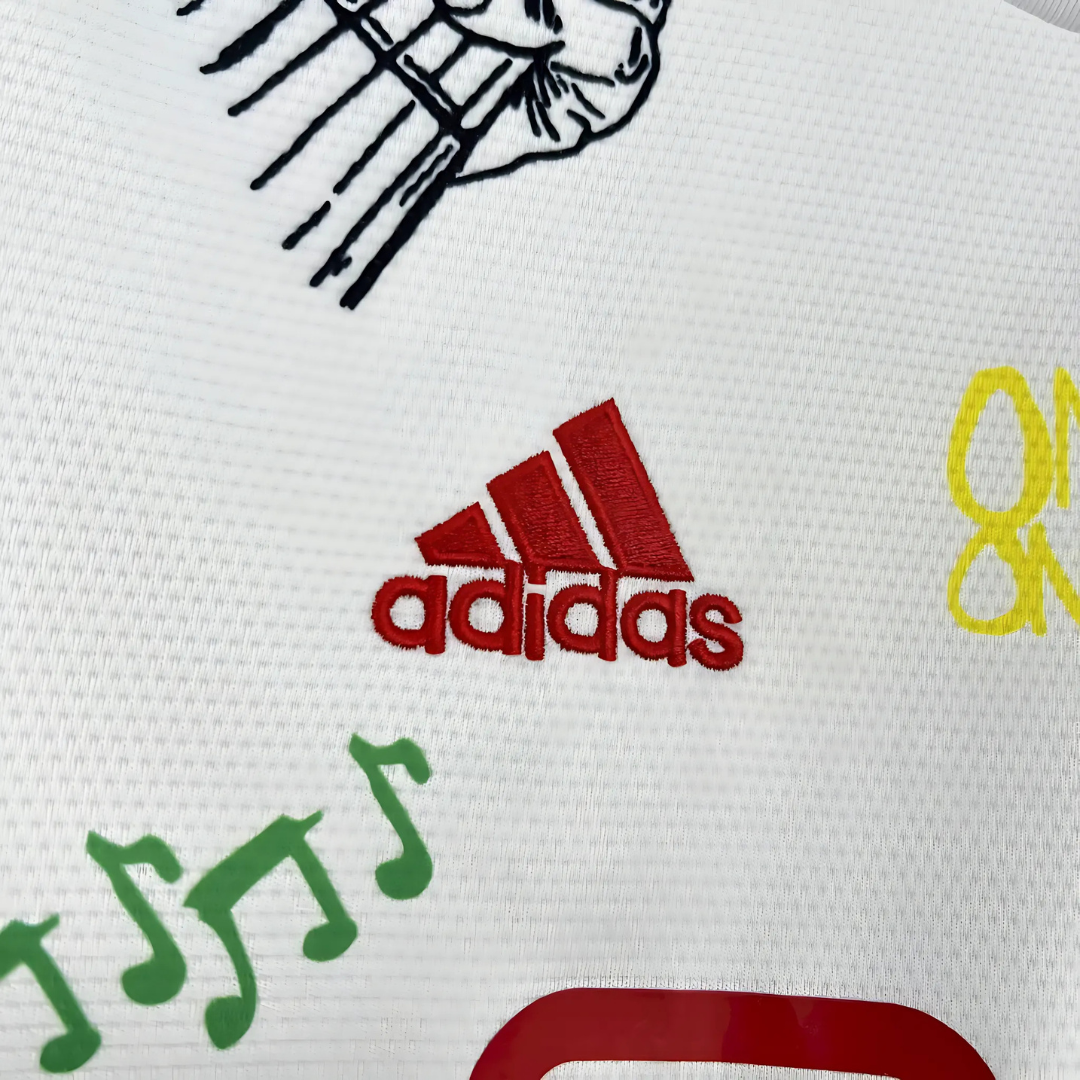 Camiseta Ajax 25/26 Edición Especial Bob Marley Blanca