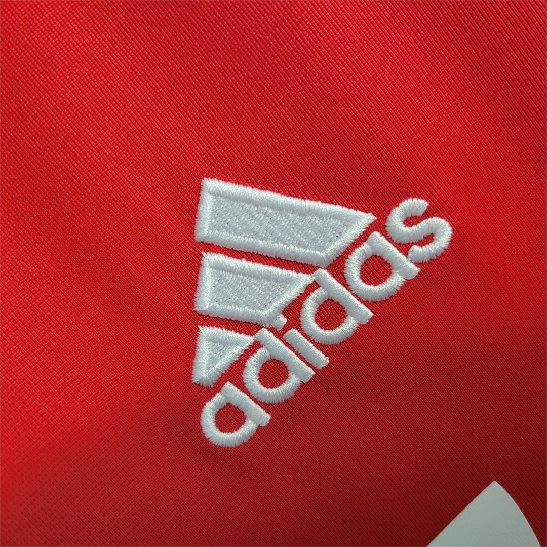 Camiseta Retro Real Madrid 11/12 Alternativa