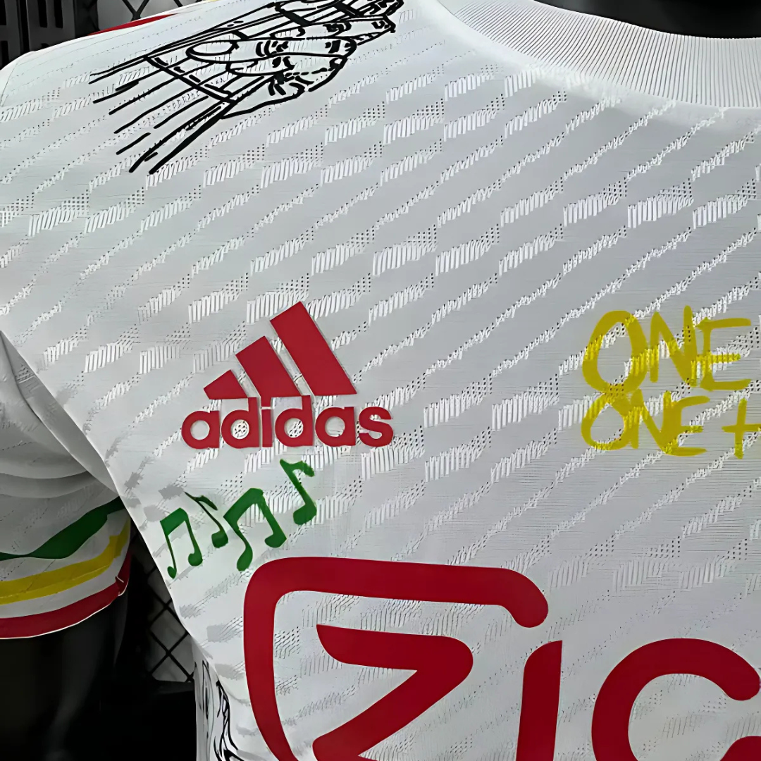 Camiseta Ajax 25/26 Edición Especial Bob Marley Blanca