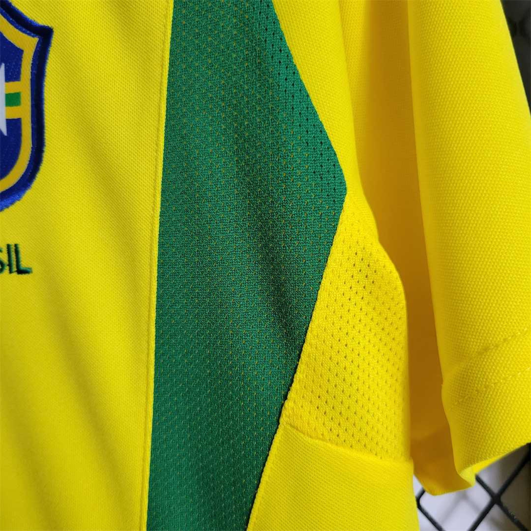 Camiseta Retro Brasil 2002 Local