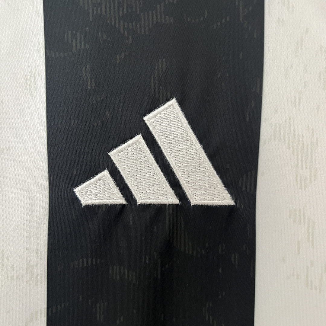 Camiseta Juventus 24/25 Local