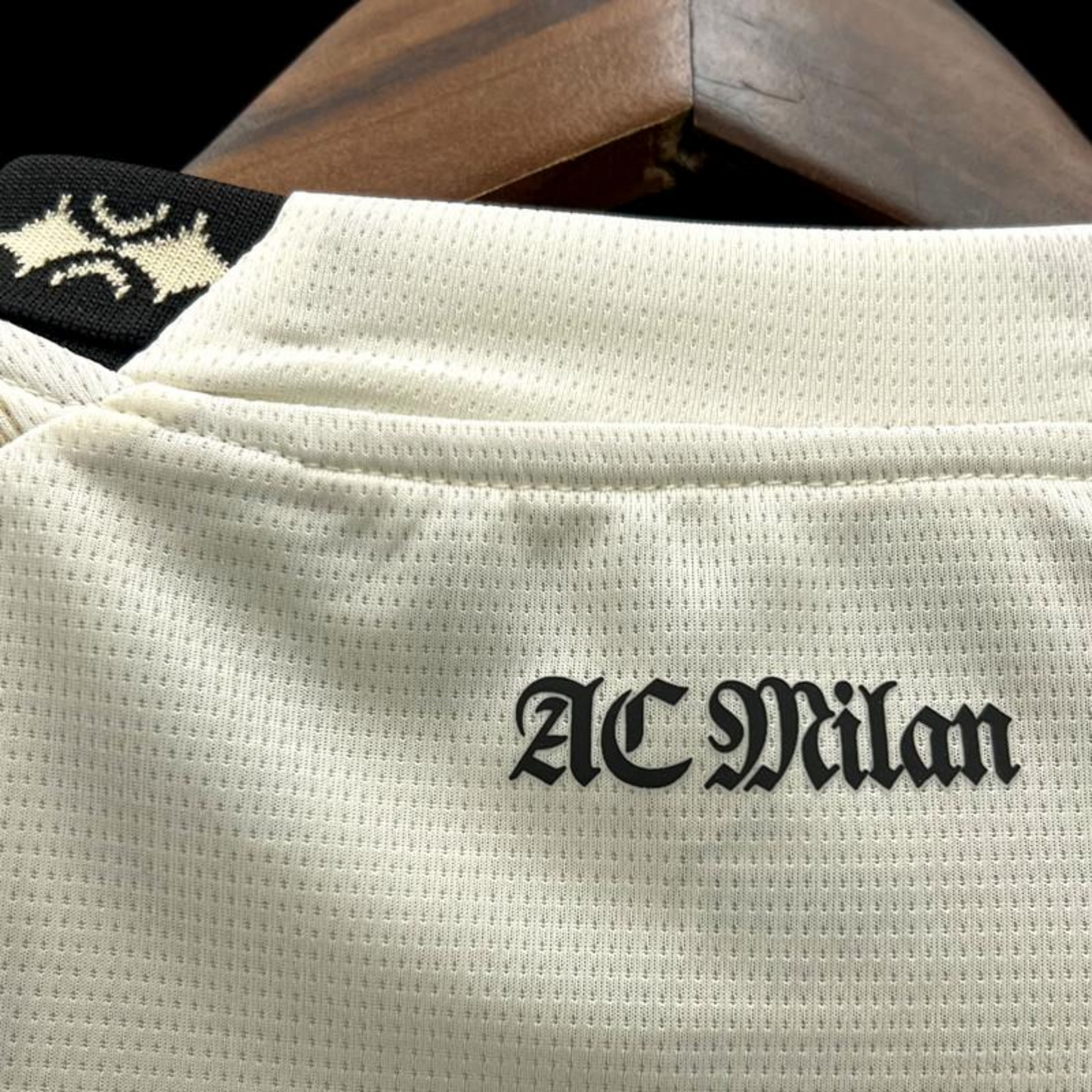 Camiseta AC Milán x Pleasure Blanca 23/24