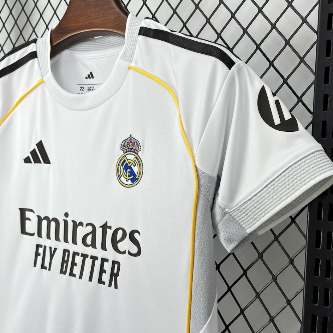 Kit Niños Real Madrid 25/26 Local