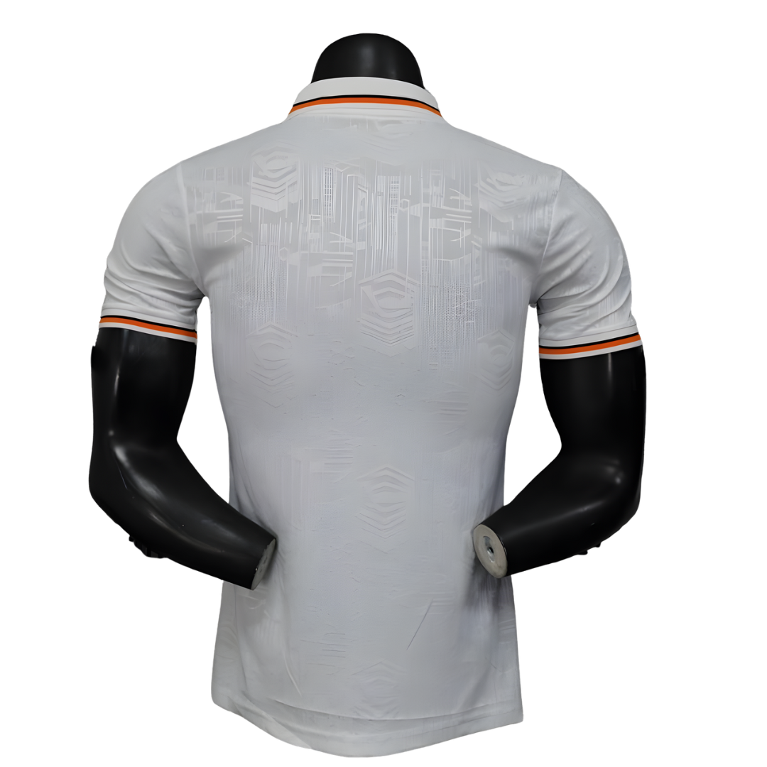 Camiseta Japón 2025 Dragon Ball Z - Goku Nature Concept