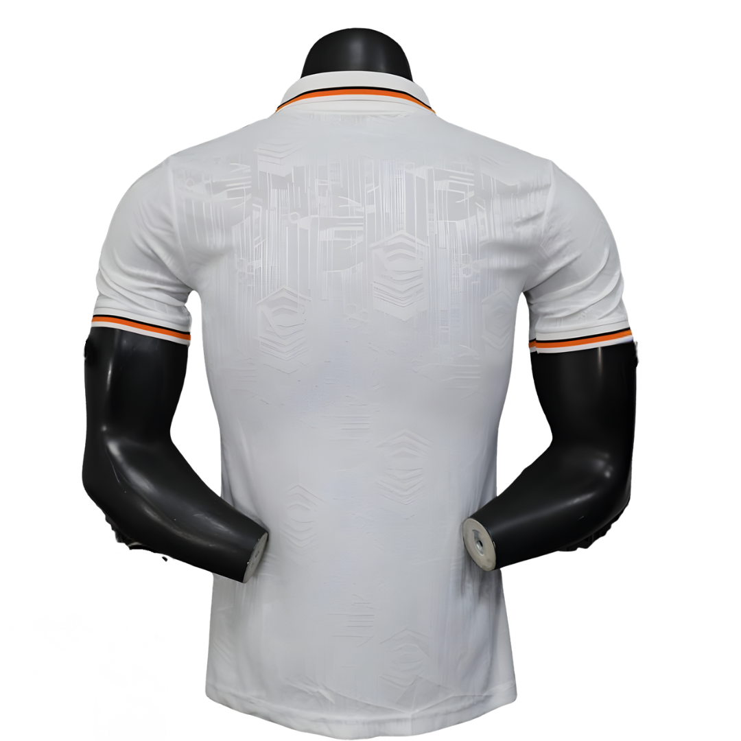 Camiseta Japón 2025 Dragon Ball Z - Goku White Edition