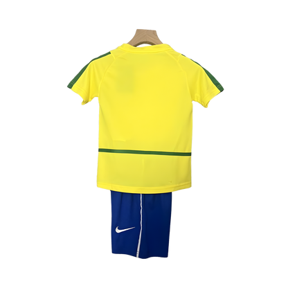 Kit Niños Retro Brasil 2002 Local