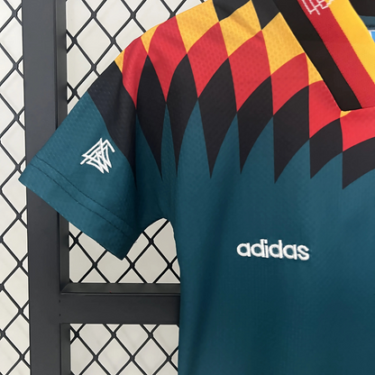 Kit Niños Retro Alemania 1994 Visita