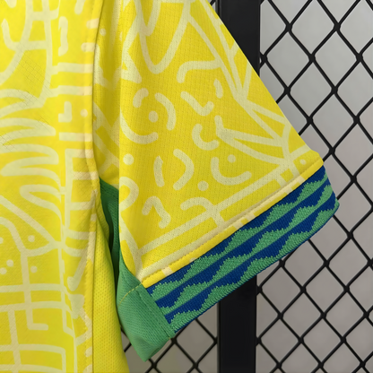 Camiseta Brasil 2025 Local Mujer