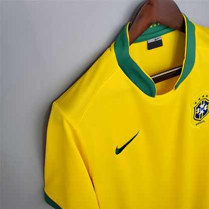 Camiseta Retro Brasil 2006 Local