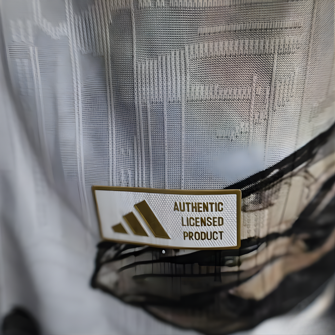 Camiseta Japón 2025 Dragon Ball Z - Goku White Edition