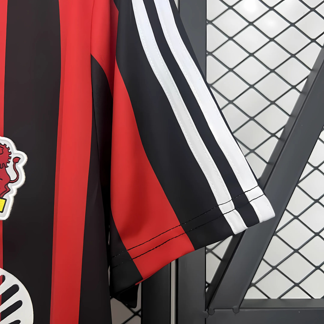 Camiseta Retro Bayer Leverkusen 01/02 Local
