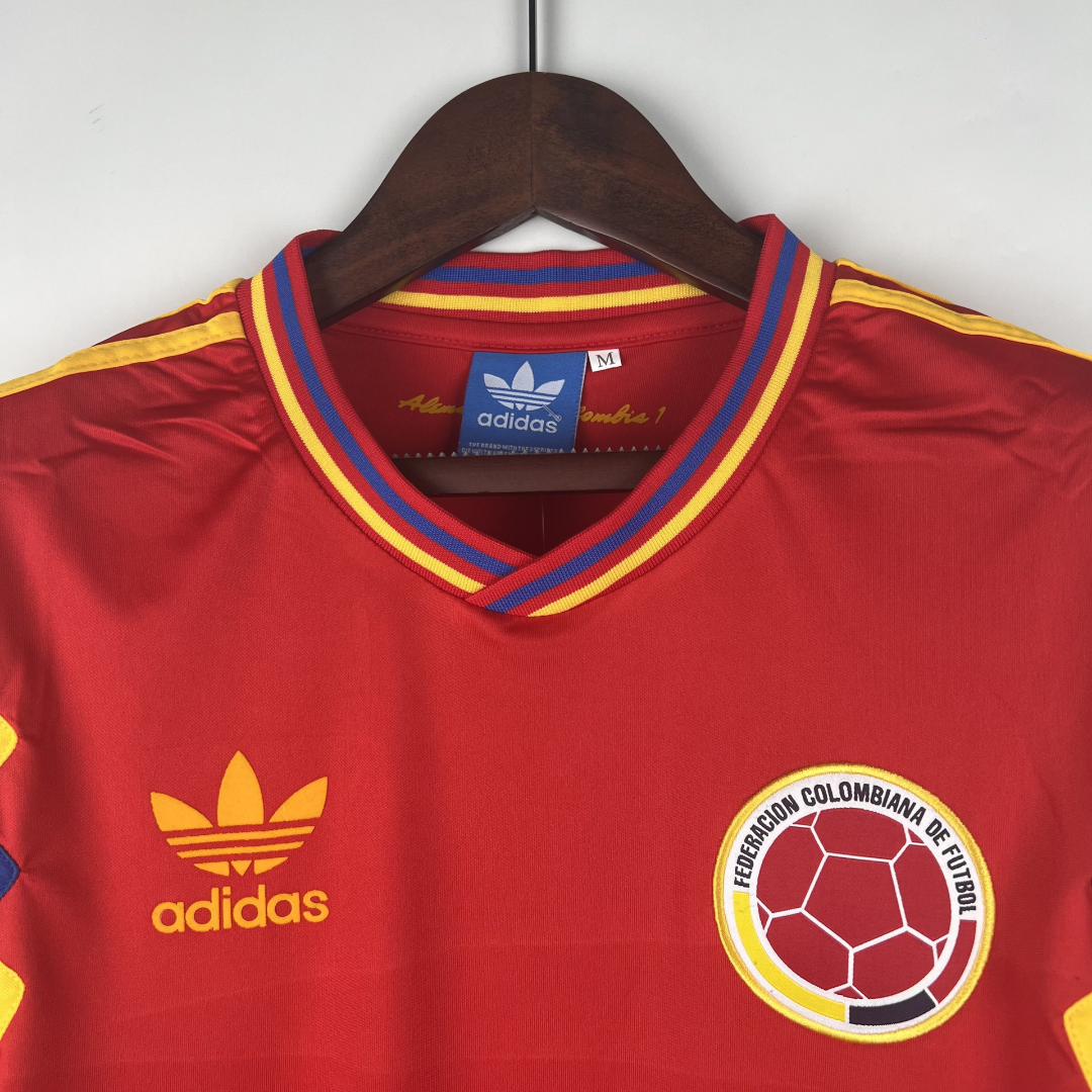 Camiseta Retro Colombia 1990 Visita