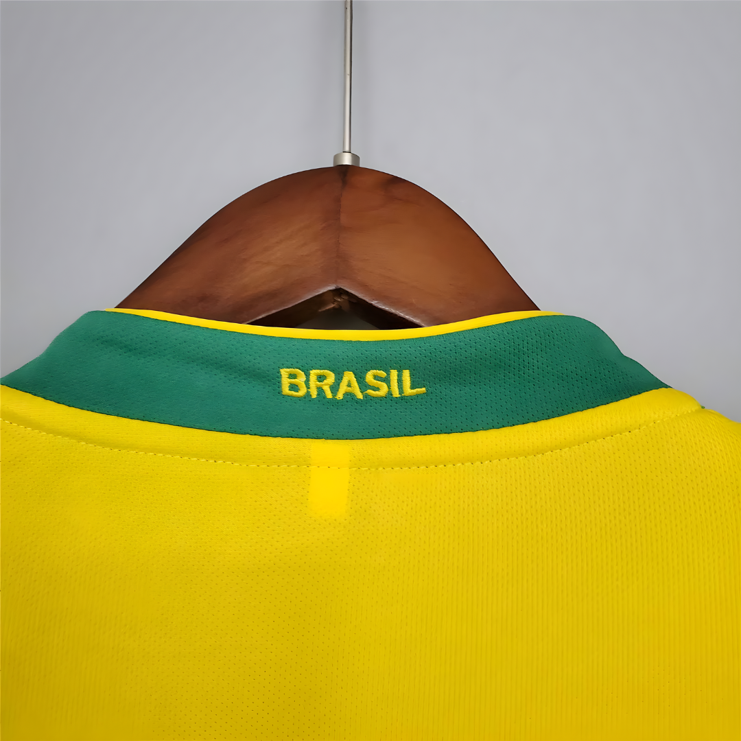 Camiseta Retro Brasil 2006 Local