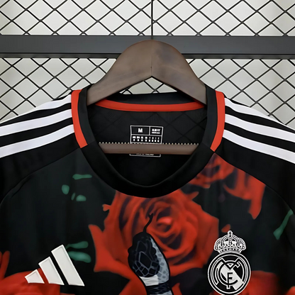 Camiseta Real Madrid 25/26 Red Rose Specials